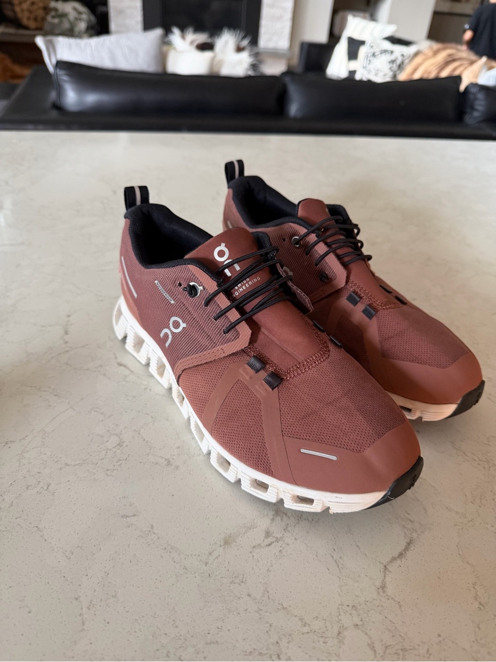 On Running Women's Rust Red and White Cloudswift Sneakers